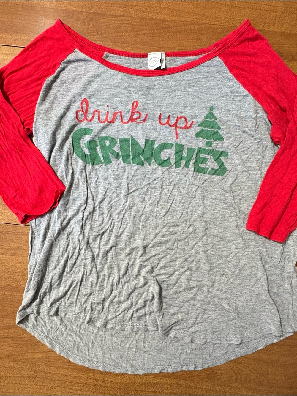 Paper Crane 'Drink Up Grinches' Raglan Tee in Gray & Red